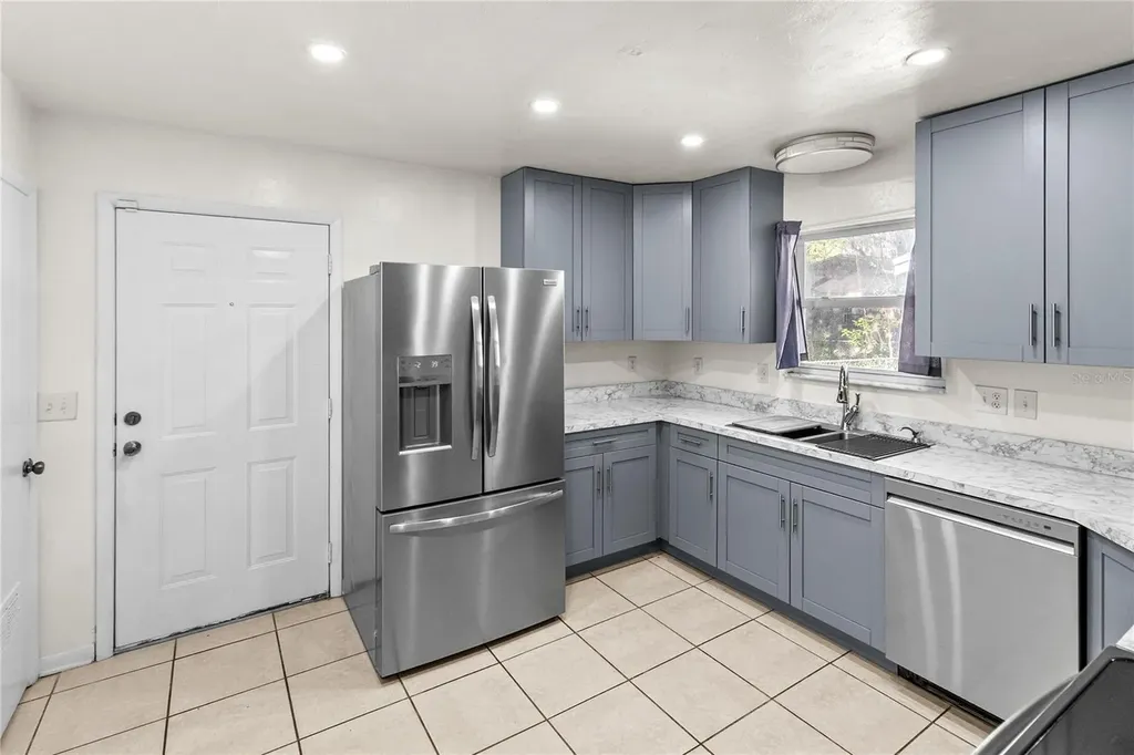 1520 NE 6th Avenue Gainesville FL 32641