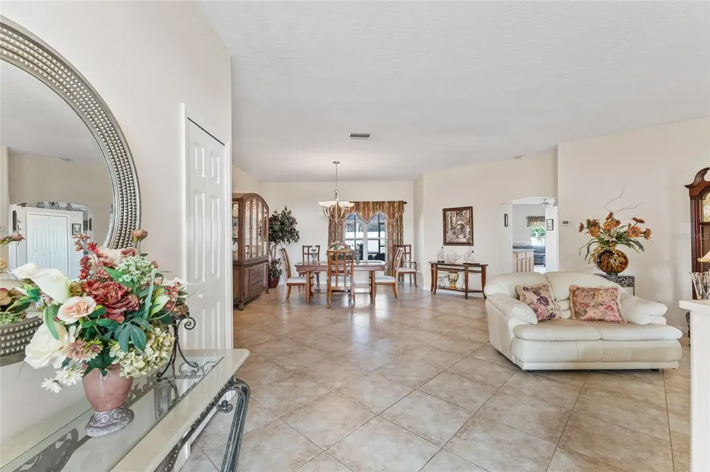 16 London Drive Palm Coast FL 32137