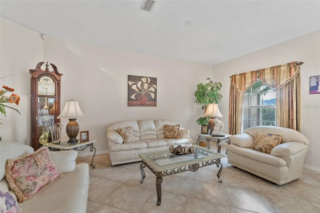 16 London Drive Palm Coast FL 32137