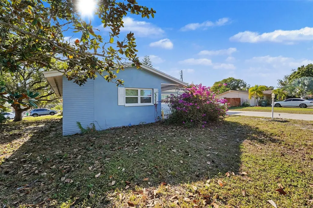 2111 Timber Lane Clearwater FL 33763
