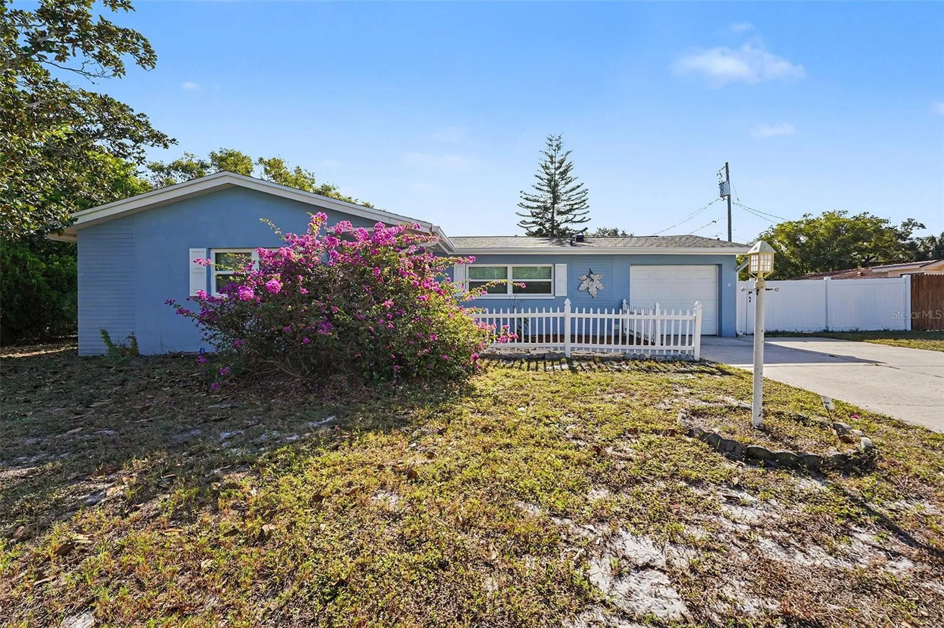 2111 Timber Lane Clearwater FL 33763