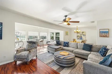 2111 Timber Lane Clearwater FL 33763
