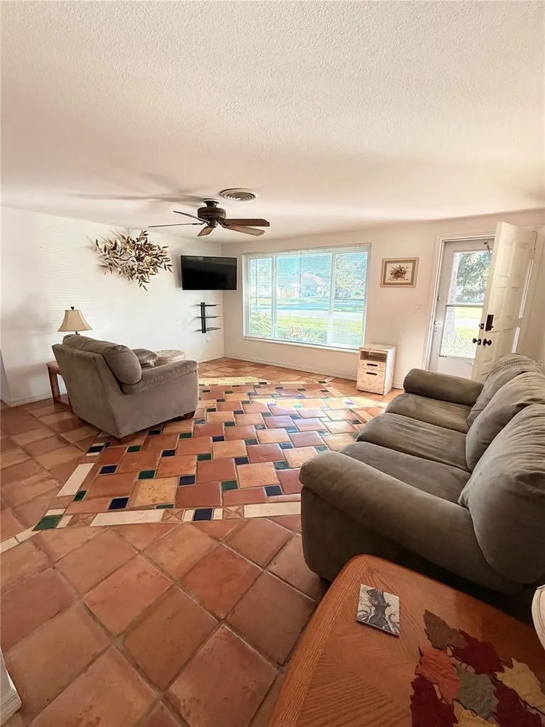 551 E Seminole Drive Venice FL 34293