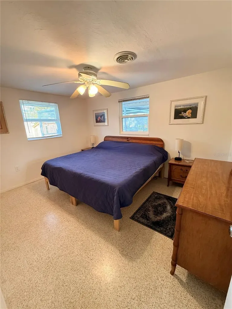551 E Seminole Drive Venice FL 34293