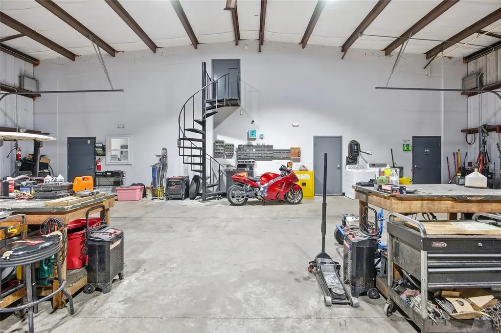 20761 NE Highway 27 Williston FL 32696