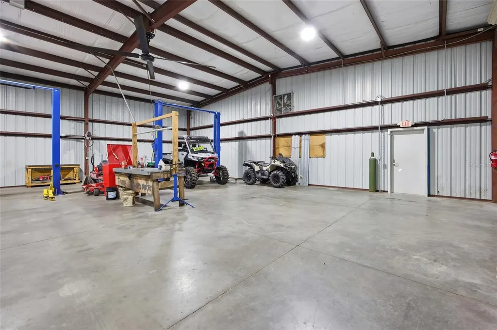 20761 NE Highway 27 Williston FL 32696
