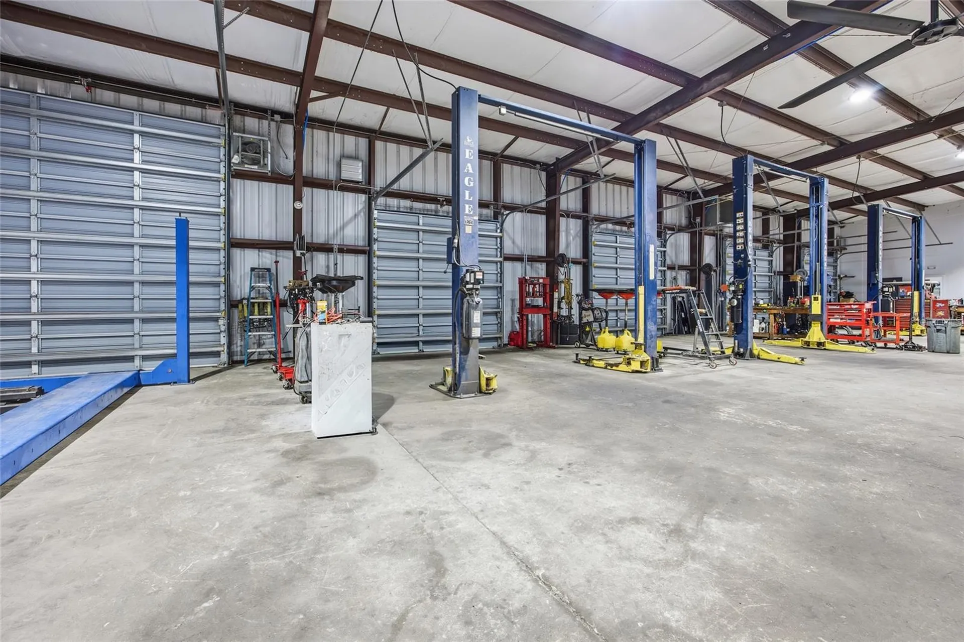 20761 NE Highway 27 Williston FL 32696