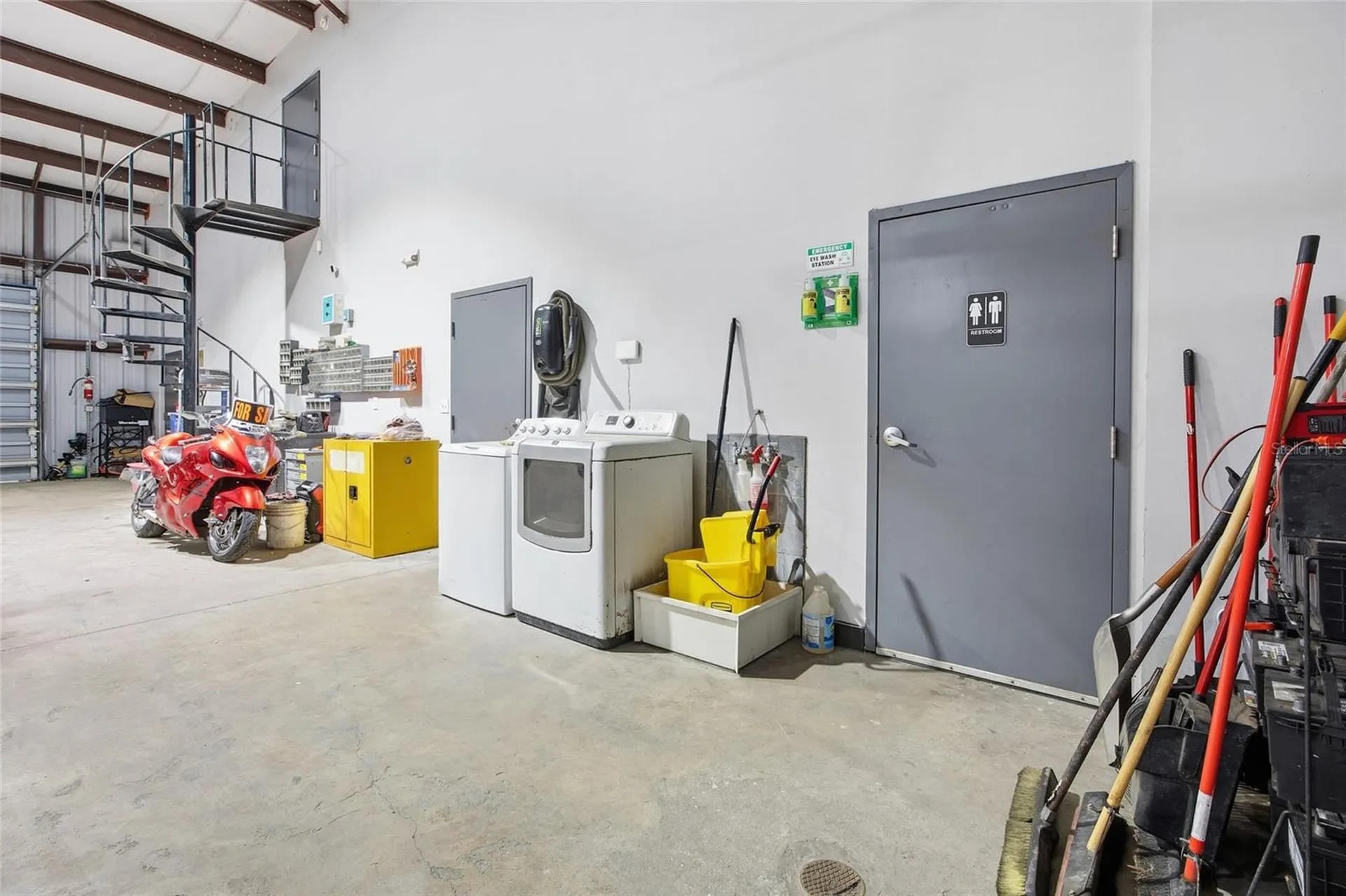 20761 NE Highway 27 Williston FL 32696