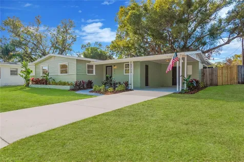 14814 N Iris Avenue Tampa FL 33613