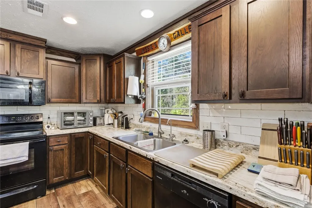 7970 SW 14th Place Bell FL 32619