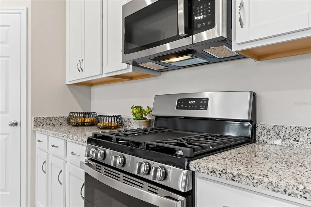 9616 Starling Loop Leesburg FL 34788