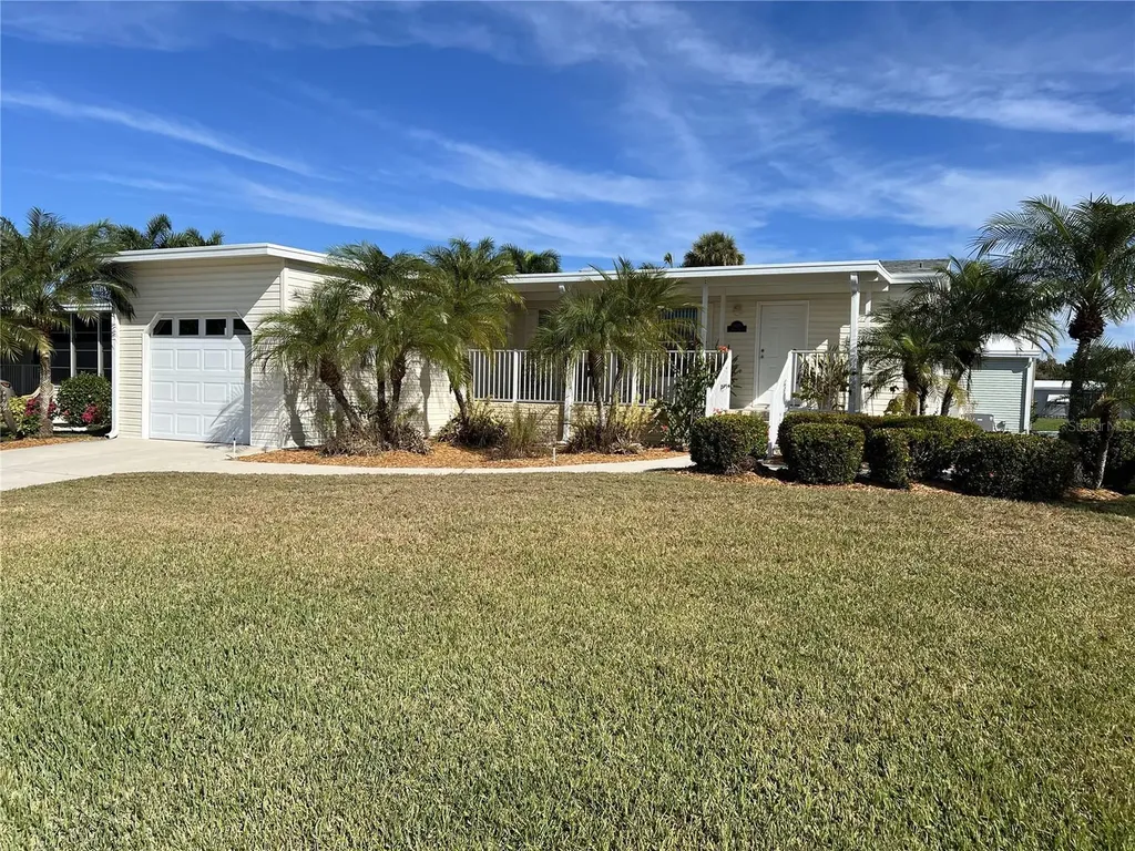8428 Regal Way Palmetto FL 34221