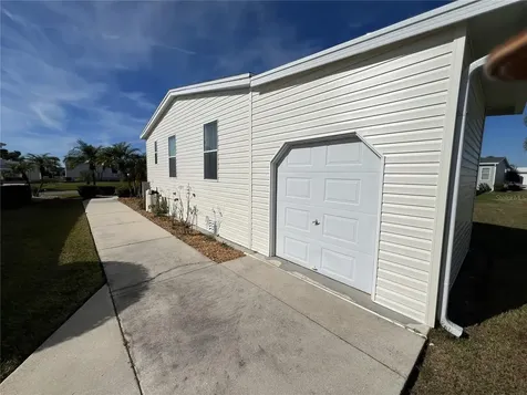 8428 Regal Way Palmetto FL 34221