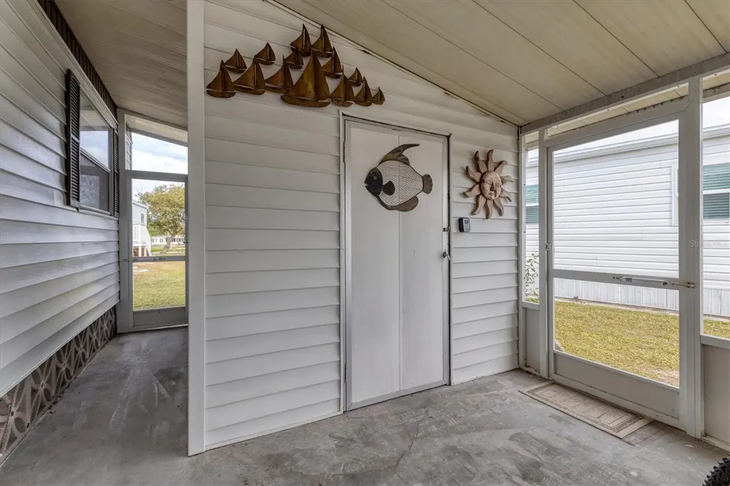 24 S Easter Island Circle Englewood FL 34223