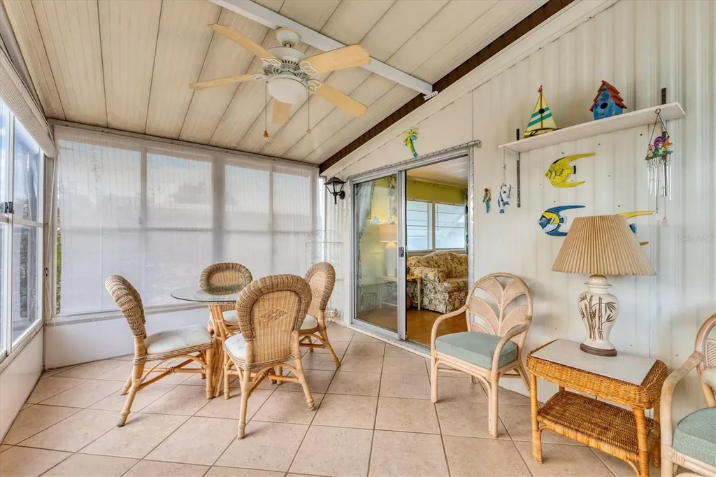 24 S Easter Island Circle Englewood FL 34223