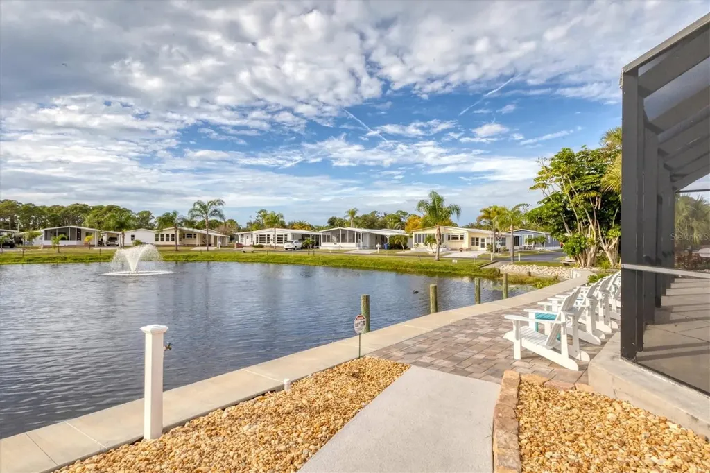 24 S Easter Island Circle Englewood FL 34223