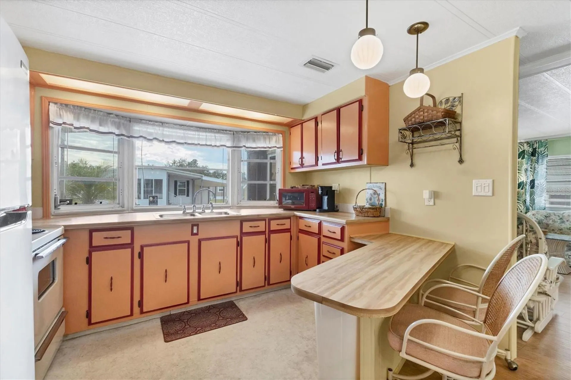 24 S Easter Island Circle Englewood FL 34223