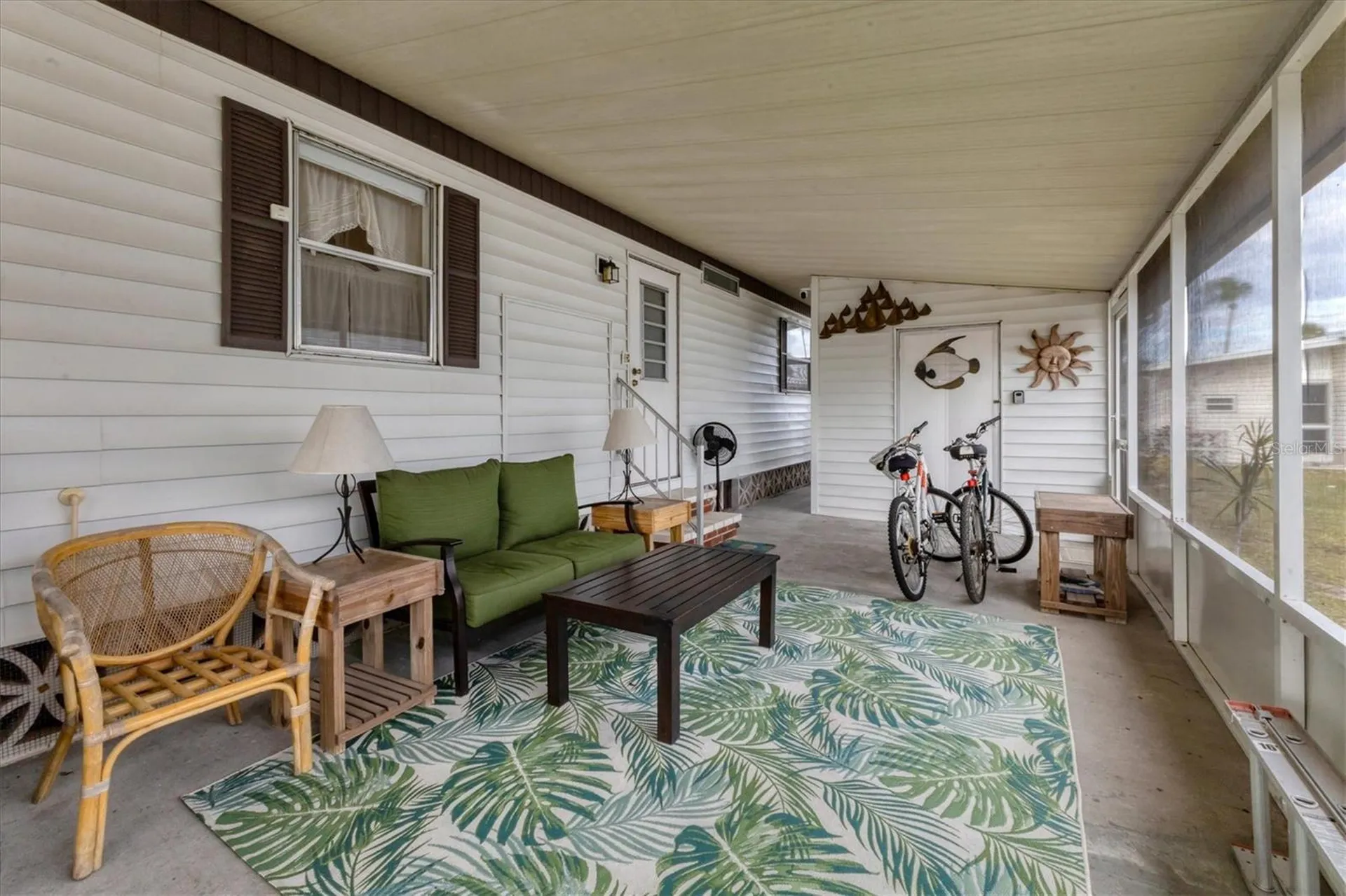 24 S Easter Island Circle Englewood FL 34223