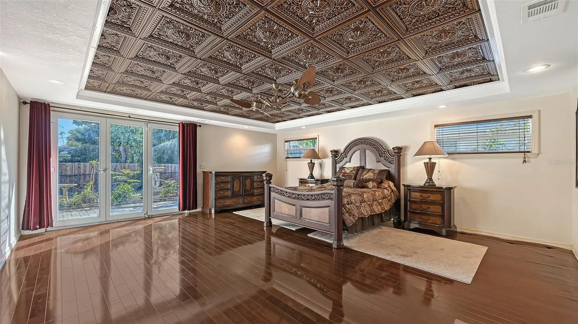 2429 Whippoorwill Circle Sarasota FL 34231
