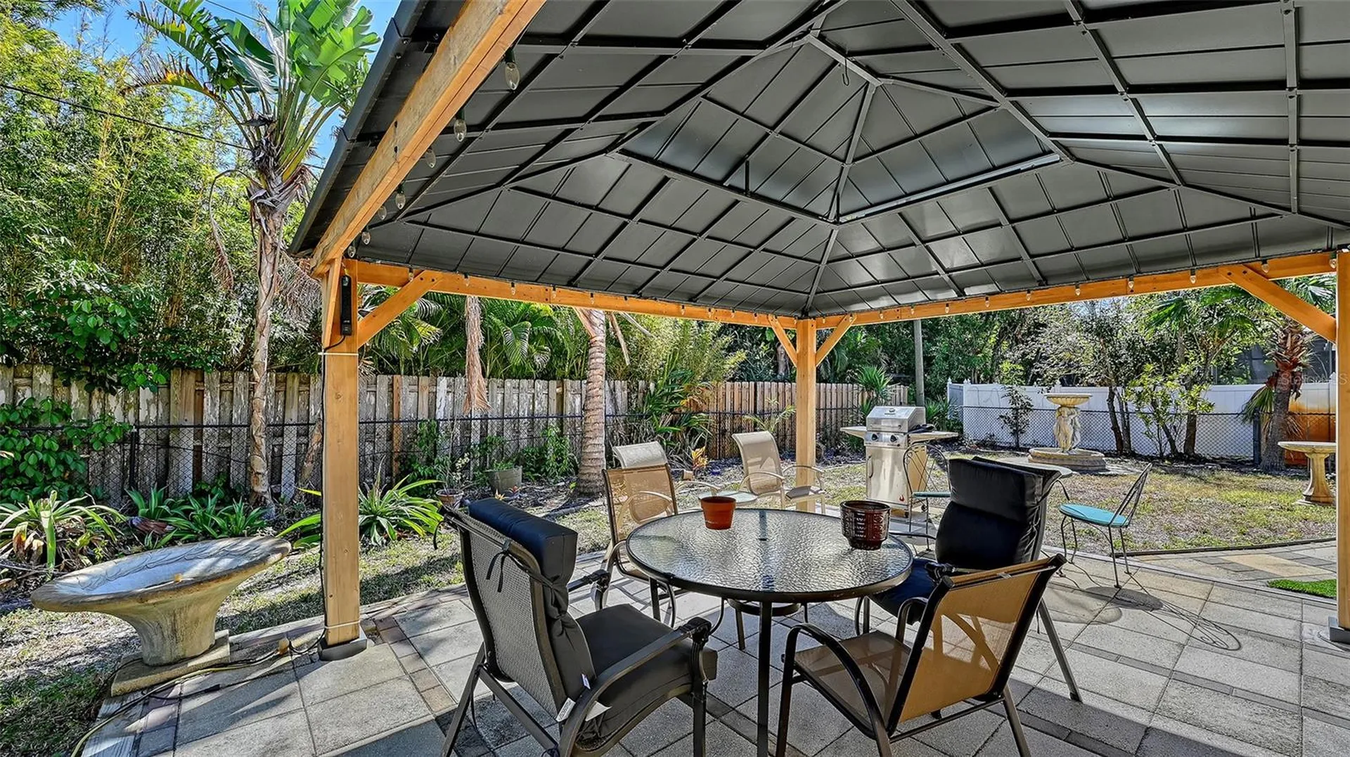 2429 Whippoorwill Circle Sarasota FL 34231