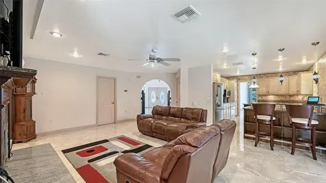 2429 Whippoorwill Circle Sarasota FL 34231