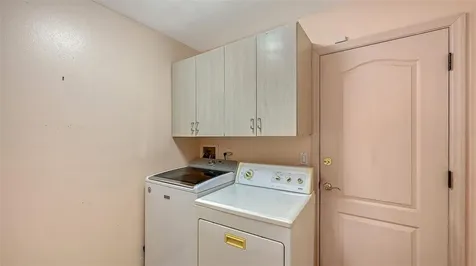 2429 Whippoorwill Circle Sarasota FL 34231