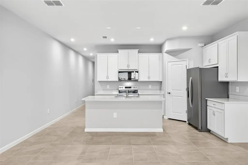 9156 Aurelia Avenue Parrish FL 34219
