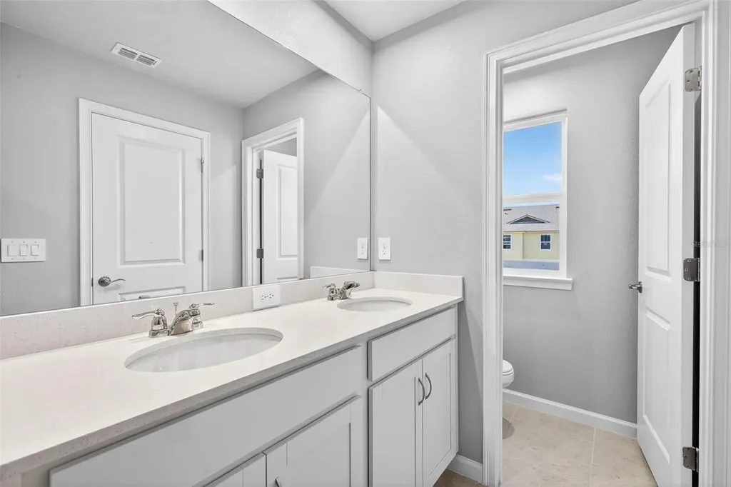 9156 Aurelia Avenue Parrish FL 34219
