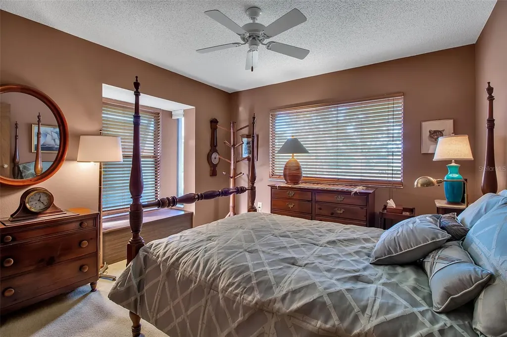 7602 3rd Avenue NW Bradenton FL 34209