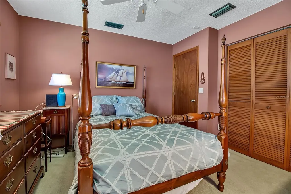 7602 3rd Avenue NW Bradenton FL 34209
