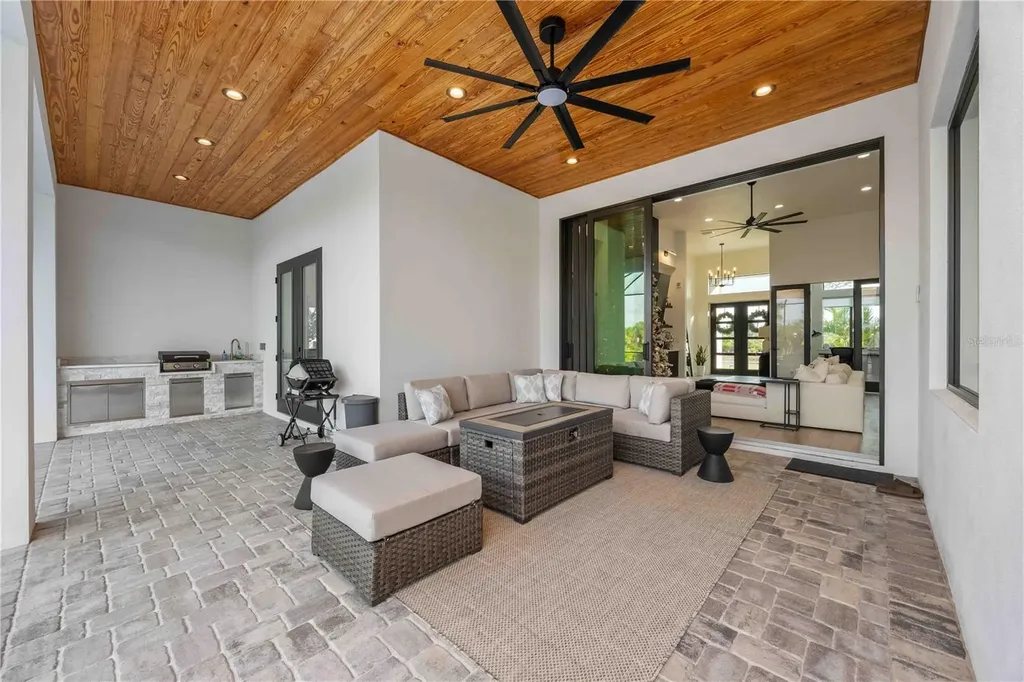 8 Idle Court Placida FL 33946