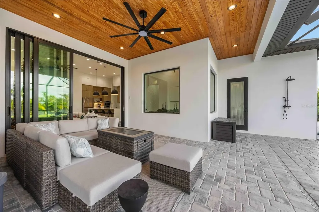8 Idle Court Placida FL 33946