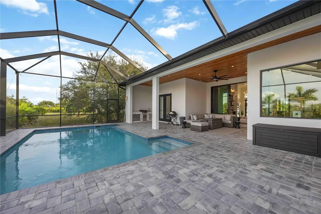 8 Idle Court Placida FL 33946