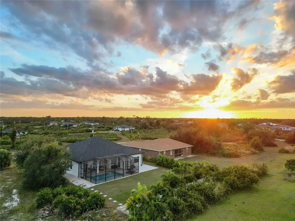 8 Idle Court Placida FL 33946