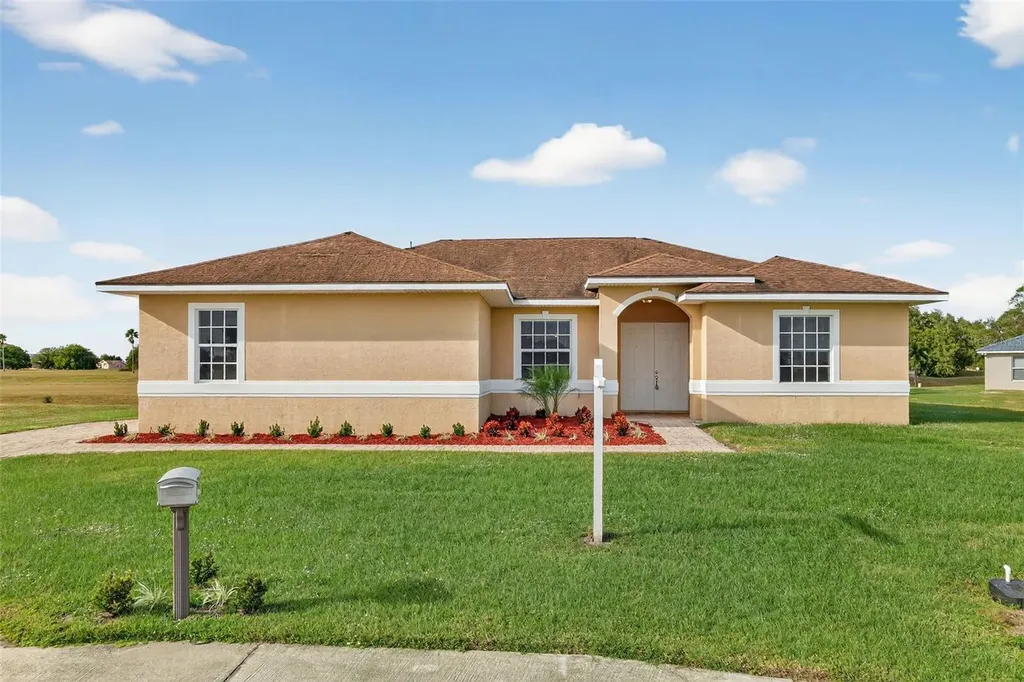 1216 Heavitree Court Sebring FL 33876
