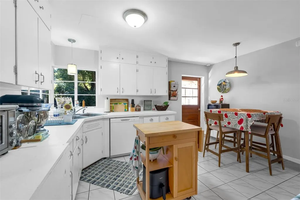 109 S Brown Avenue Orlando FL 32801
