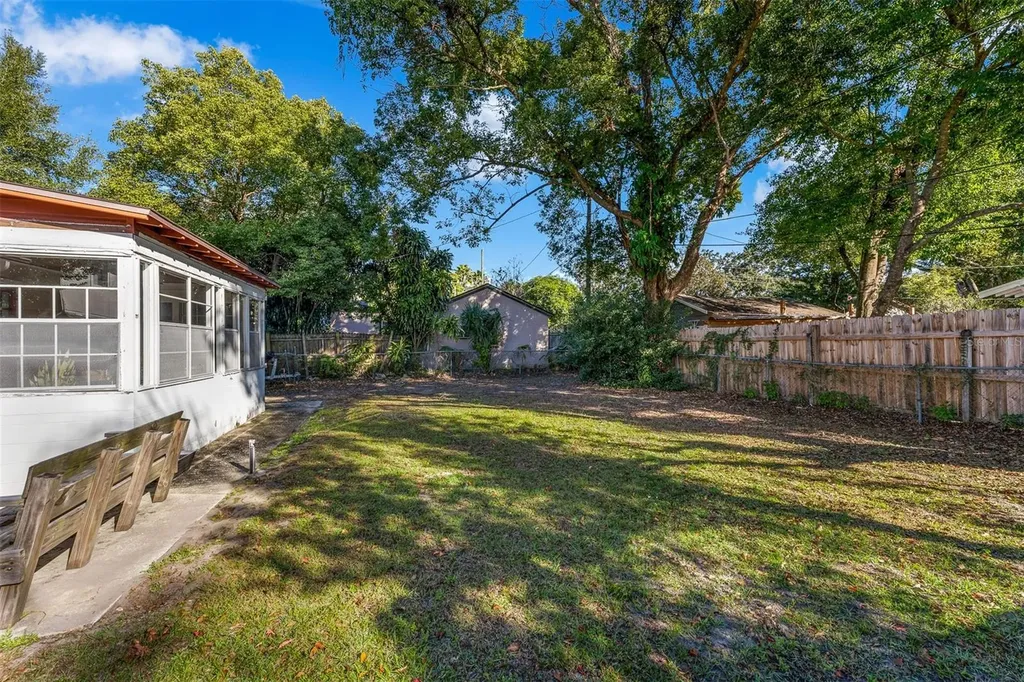 109 S Brown Avenue Orlando FL 32801
