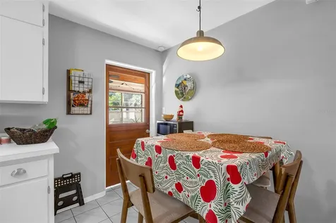 109 S Brown Avenue Orlando FL 32801