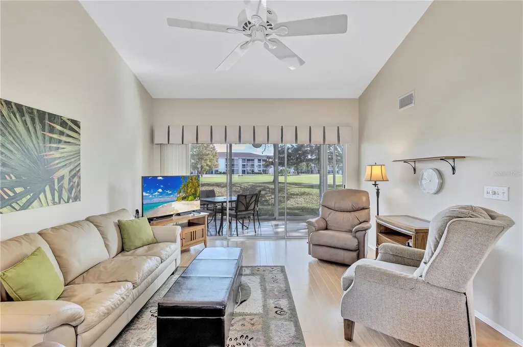 5433 Fair Oaks Street Bradenton FL 34203