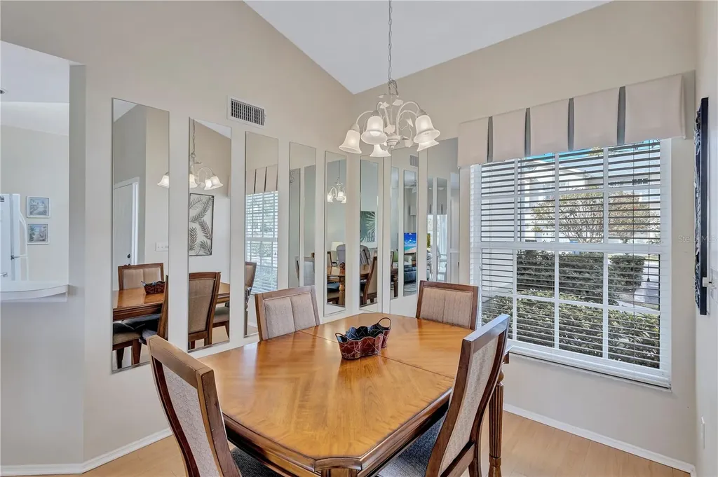 5433 Fair Oaks Street Bradenton FL 34203