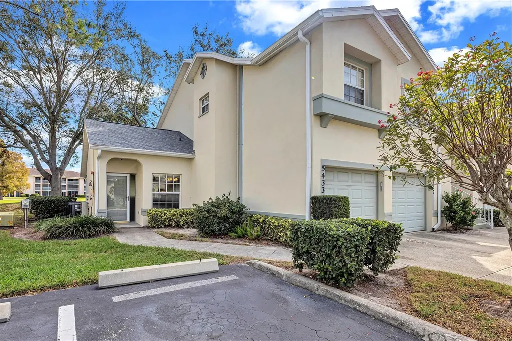 5433 Fair Oaks Street Bradenton FL 34203