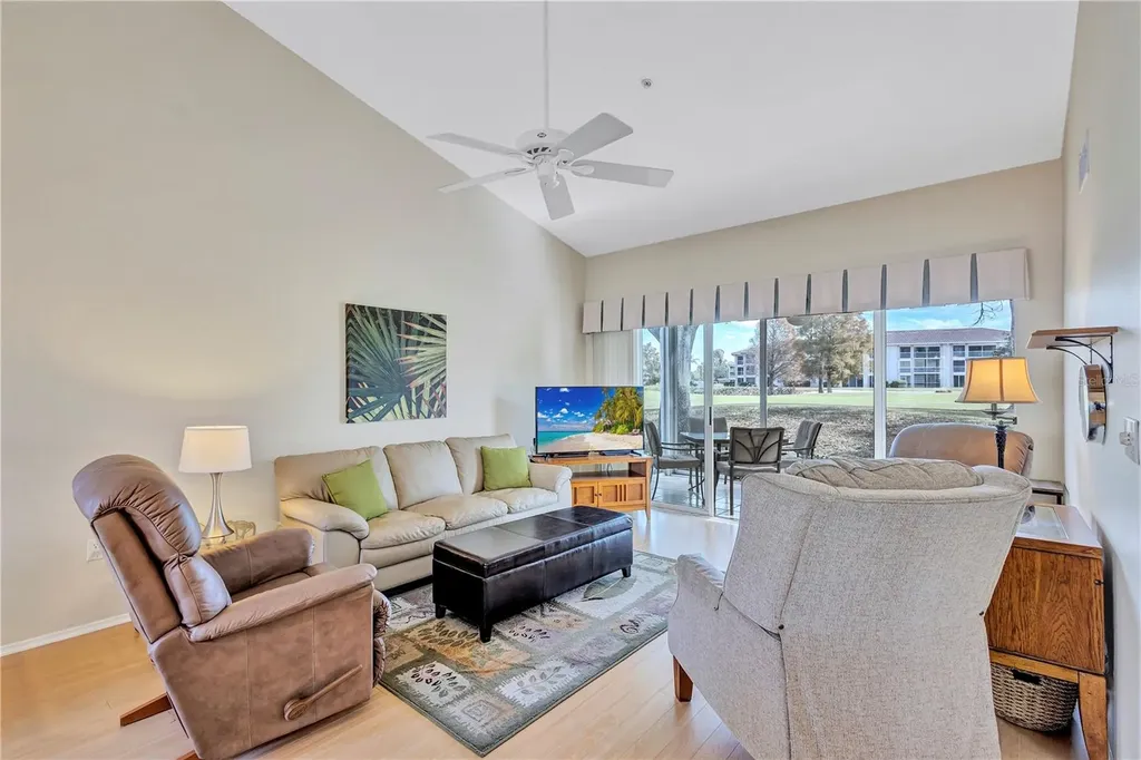 5433 Fair Oaks Street Bradenton FL 34203