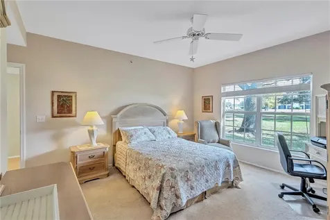 5433 Fair Oaks Street Bradenton FL 34203