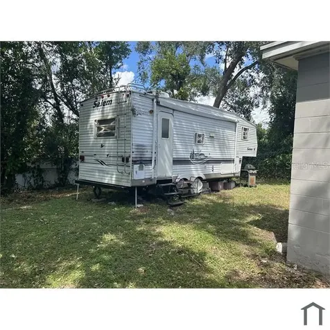 3004 E Yukon Street Tampa FL 33604