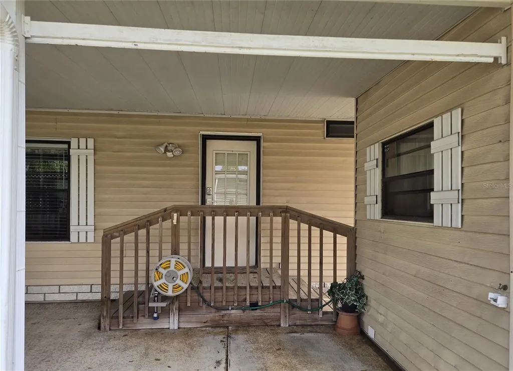 3740 N Citrus Circle Zellwood FL 32798