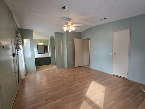3740 N Citrus Circle Zellwood FL 32798