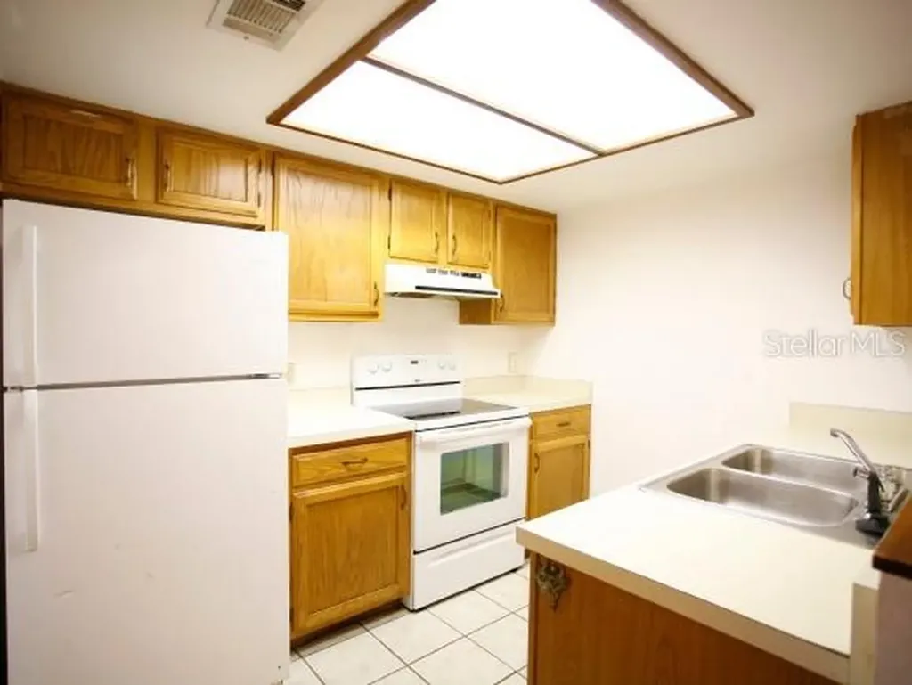7200 SW 8th Avenue Gainesville FL 32608