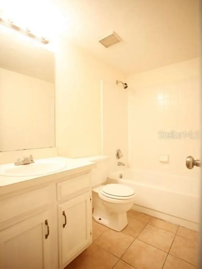 7200 SW 8th Avenue Gainesville FL 32608