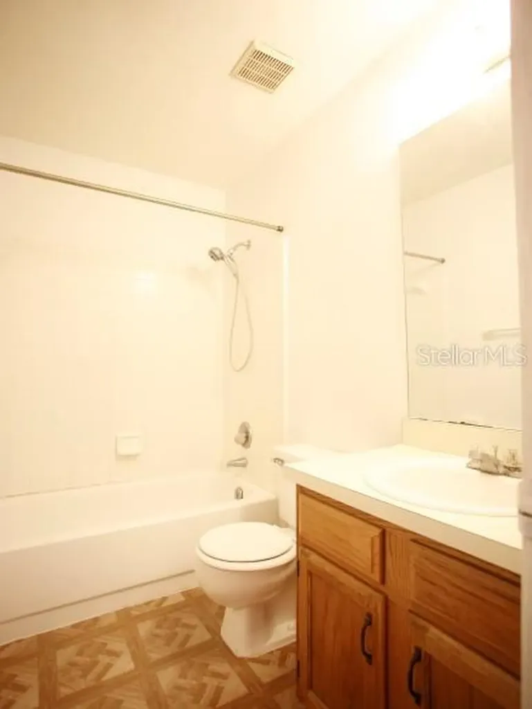 7200 SW 8th Avenue Gainesville FL 32608