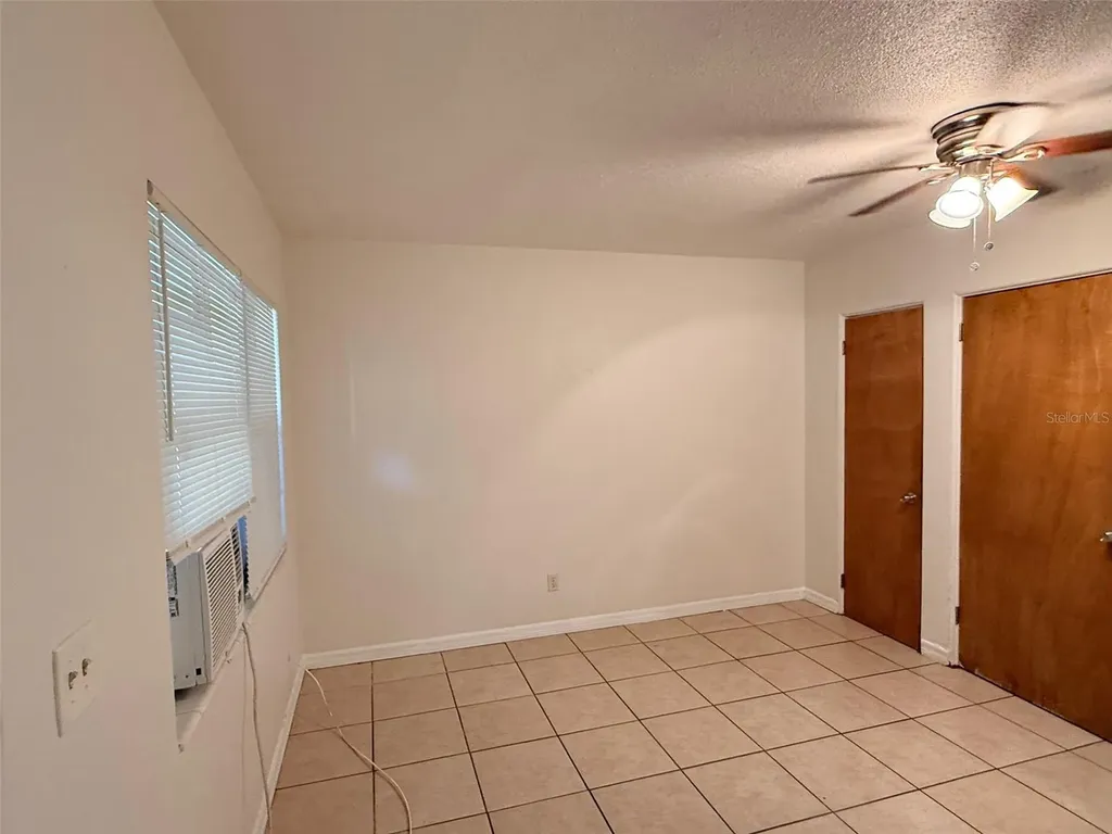 2404 10th Street W Bradenton FL 34205